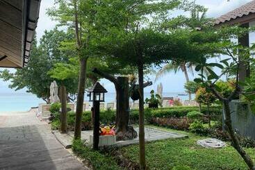 هتل Bella Vista Beach Resort Koh Lipe
