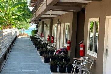 هتل Bella Vista Beach Resort Koh Lipe