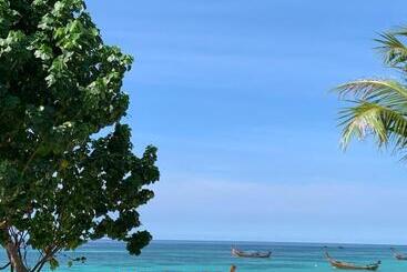 هتل Bella Vista Beach Resort Koh Lipe