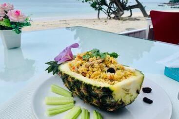 هتل Bella Vista Beach Resort Koh Lipe