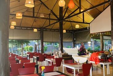 هتل Bella Vista Beach Resort Koh Lipe