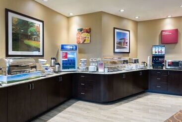 هتل Comfort Suites Dubois