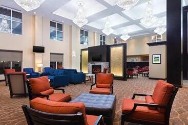 هتل Comfort Suites Dubois