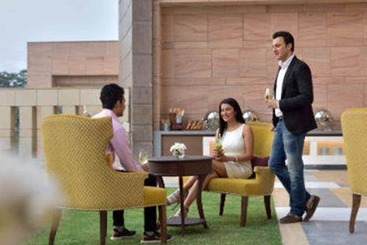 هتل Courtyard By Marriott Raipur