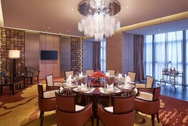 هتل Hilton Haikou