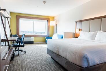 هتل Holiday Inn Express & Suites Madison, An Ihg