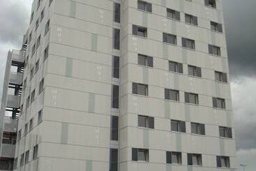 בית מלון כפרי Ibis Budget Lausanne Bussigny