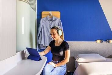 בית מלון כפרי Ibis Budget Lausanne Bussigny