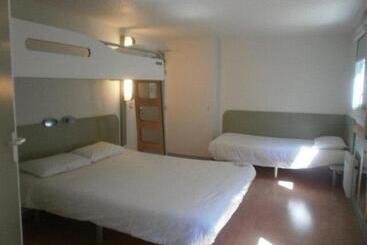 هتل Ibis Budget Tarbes