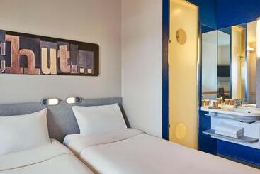 هتل Ibis Budget Velizy