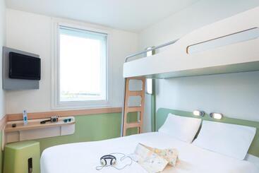 هتل Ibis Budget Velizy