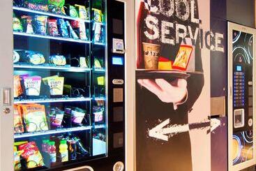 هتل Ibis Budget Velizy