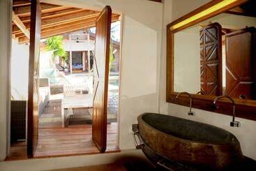 هتل Kaleydo Villas