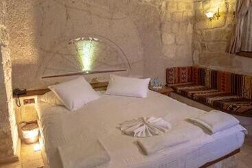 هتل Kemerhan Cave Suites
