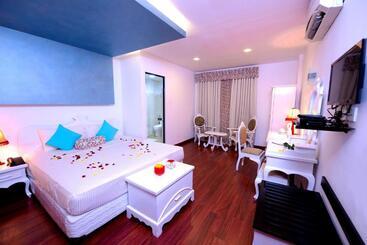 בית מלון כפרי Opulent River Face