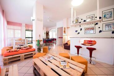 هتل Settebello B&b