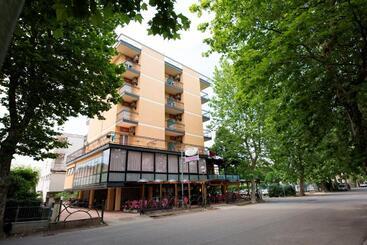 هتل Settebello B&b