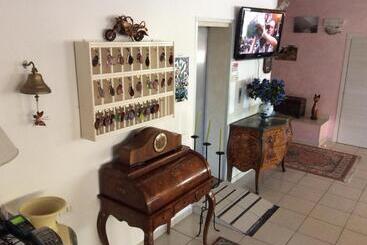 هتل Settebello B&b