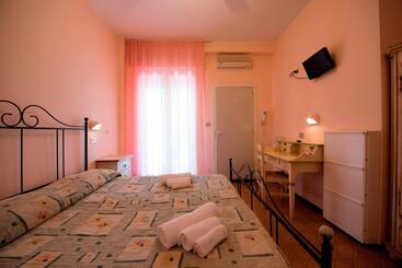 هتل Settebello B&b