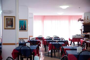هتل Settebello B&b