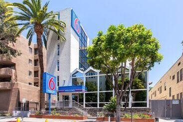 Motel 6 Hollywood