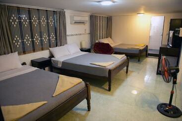 پانسیون Velkommen Guesthouse Phnom Penh