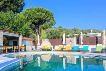 Skiathos Island Suites