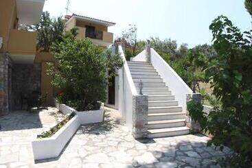 Skiathos Island Suites