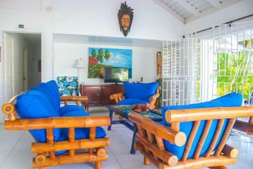 One Rythm Beach Villa - Duncans