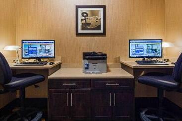 هتل Best Western Plus Moosomin