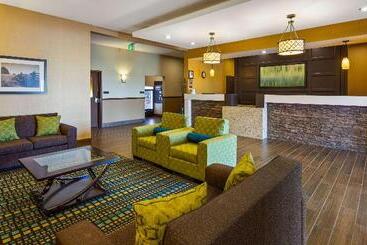 هتل Best Western Plus Moosomin