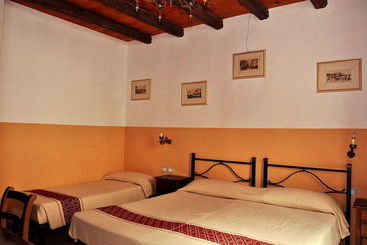 هتل Cagliari Novecento
