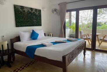 هتل Kep Lodge