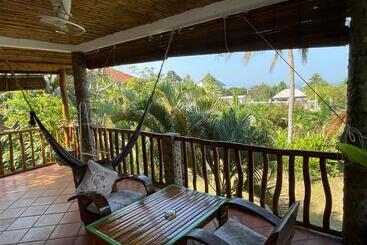 هتل Kep Lodge
