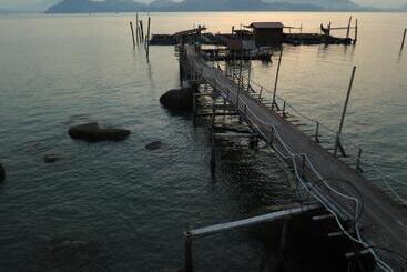 هتل Pangkor Fish House