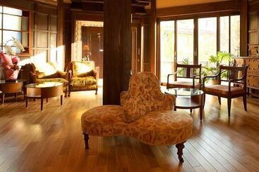هتل Ryokan Pinon