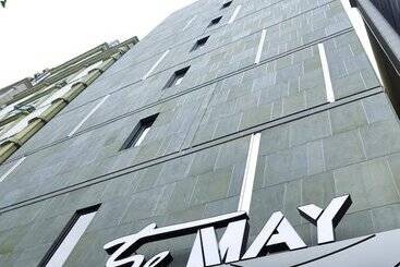 هتل The May