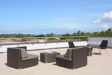 Ratsun Nadi Airport Apartment