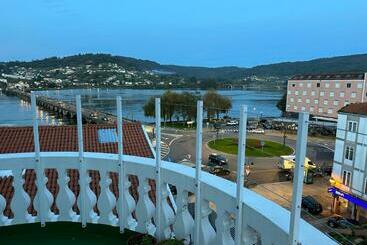 Casa Da Ponte By Oktheway - Pontedeume