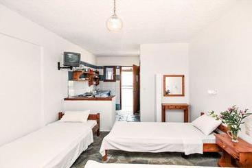 آپارتمان Christakis Studios