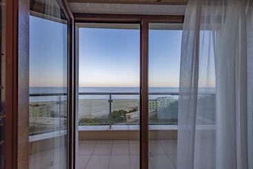 هتل Aqua View Spa Boutique