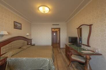 هتل Aqua View Spa Boutique