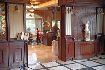 هتل Aqua View Spa Boutique