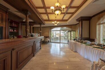 هتل Aqua View Spa Boutique