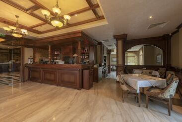 هتل Aqua View Spa Boutique