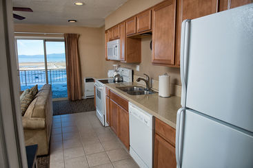 هتل Beachcomber Inn