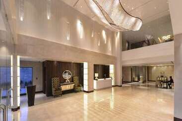 هتل Grand Mercure Agra