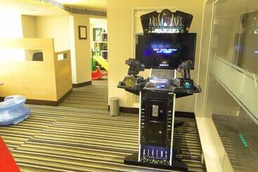 هتل Grand Mercure Agra
