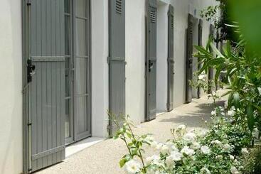 هتل Grand Hôtel Henri   Teritoria
