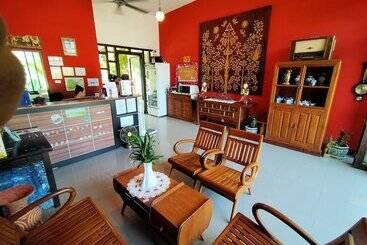 هتل Happy Cottage